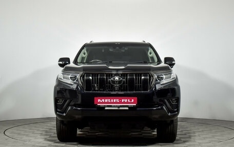 Toyota Land Cruiser Prado 150 рестайлинг 2, 2019 год, 4 850 000 рублей, 2 фотография