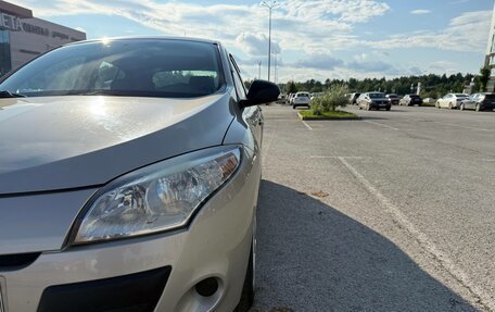 Renault Megane III, 2010 год, 699 000 рублей, 2 фотография