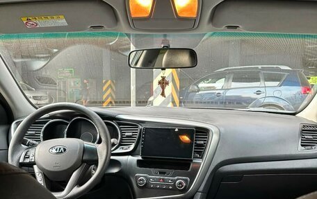 KIA K5 I рестайлинг, 2013 год, 750 000 рублей, 4 фотография