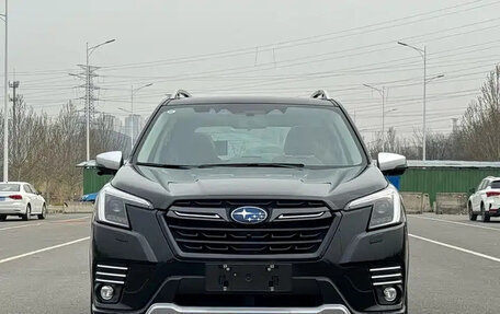 Subaru Forester, 2023 год, 3 400 000 рублей, 3 фотография