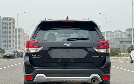 Subaru Forester, 2023 год, 3 400 000 рублей, 10 фотография