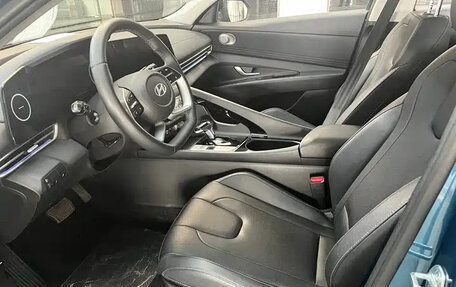 Hyundai Elantra, 2023 год, 1 480 000 рублей, 8 фотография