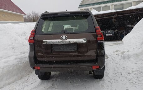 Toyota Land Cruiser Prado 150 рестайлинг 2, 2018 год, 3 600 000 рублей, 4 фотография