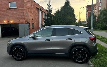 Mercedes-Benz GLA, 2021 год, 3 200 000 рублей, 11 фотография