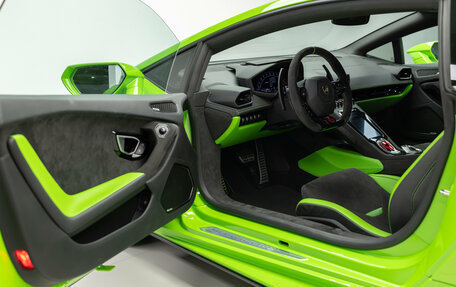Lamborghini Huracán, 2024 год, 29 990 000 рублей, 7 фотография