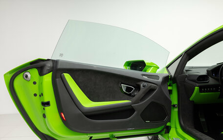 Lamborghini Huracán, 2024 год, 29 990 000 рублей, 8 фотография