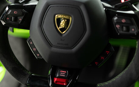 Lamborghini Huracán, 2024 год, 29 990 000 рублей, 17 фотография