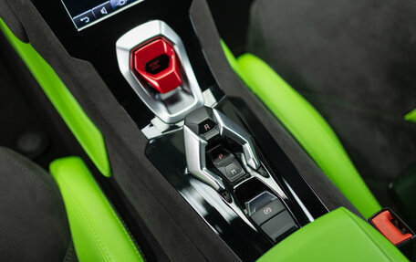 Lamborghini Huracán, 2024 год, 29 990 000 рублей, 20 фотография