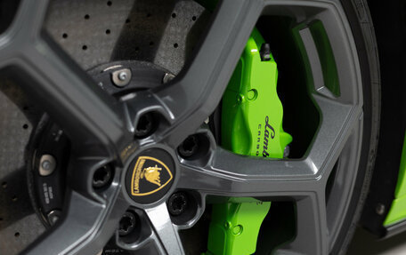 Lamborghini Huracán, 2024 год, 29 990 000 рублей, 33 фотография