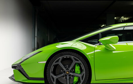 Lamborghini Huracán, 2024 год, 29 990 000 рублей, 34 фотография