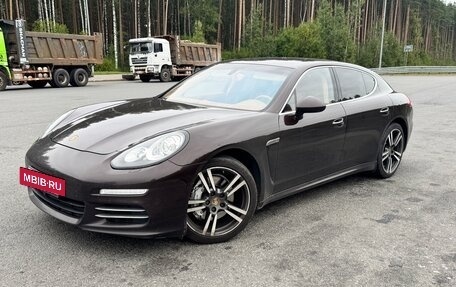 Porsche Panamera II рестайлинг, 2014 год, 2 800 000 рублей, 4 фотография