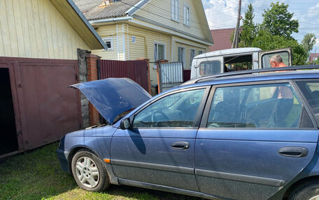 Toyota Avensis III рестайлинг, 2000 год, 150 000 рублей, 8 фотография