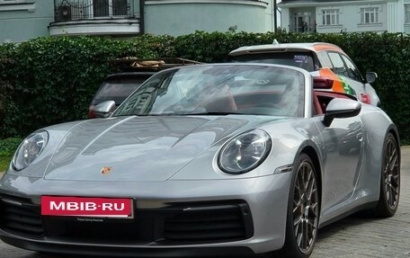 Porsche 911, 2019 год, 17 000 000 рублей, 8 фотография