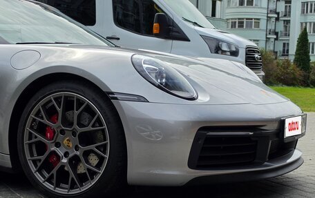 Porsche 911, 2019 год, 17 000 000 рублей, 27 фотография