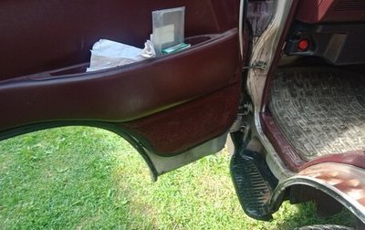 Toyota HiAce H100, 1992 год, 950 000 рублей, 1 фотография