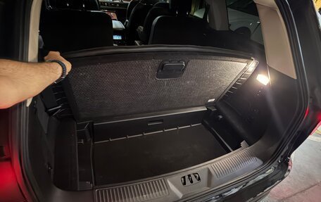 Lincoln Aviator II, 2019 год, 4 000 000 рублей, 11 фотография
