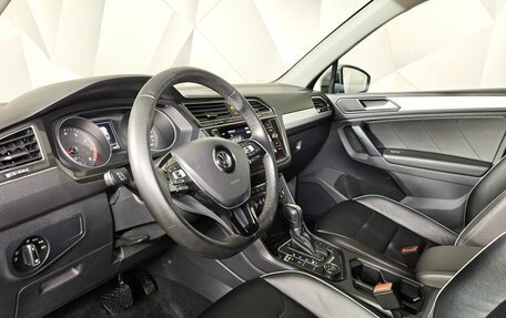 Volkswagen Tiguan II, 2018 год, 2 377 000 рублей, 18 фотография