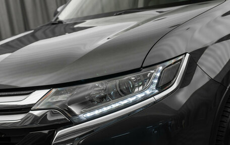 Mitsubishi Outlander III рестайлинг 3, 2016 год, 2 270 000 рублей, 19 фотография