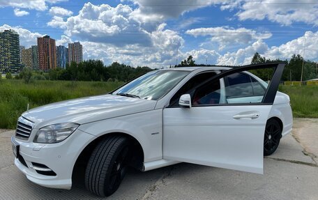 Mercedes-Benz C-Класс, 2010 год, 1 400 000 рублей, 2 фотография