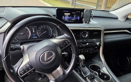 Lexus RX IV рестайлинг, 2017 год, 3 700 000 рублей, 7 фотография