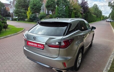Lexus RX IV рестайлинг, 2017 год, 3 700 000 рублей, 4 фотография
