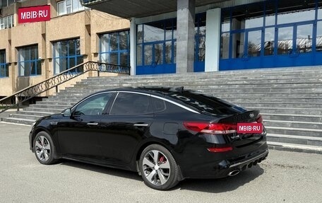 KIA Optima IV, 2018 год, 1 900 000 рублей, 4 фотография