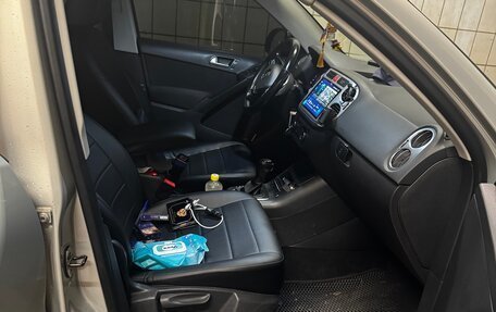 Volkswagen Tiguan I, 2011 год, 1 200 000 рублей, 10 фотография