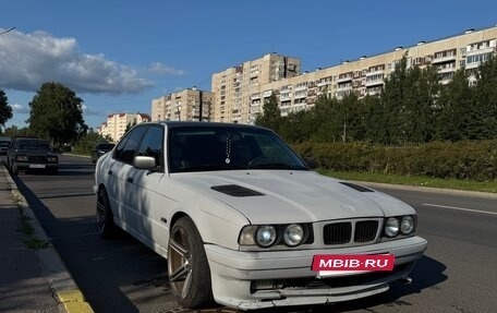BMW 5 серия, 1992 год, 550 000 рублей, 3 фотография