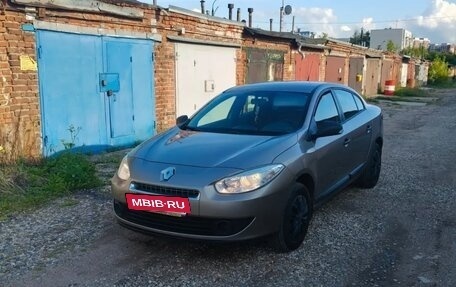 Renault Fluence I, 2010 год, 625 000 рублей, 2 фотография