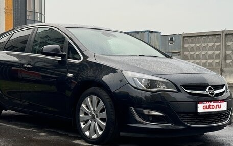 Opel Astra J, 2013 год, 900 000 рублей, 1 фотография