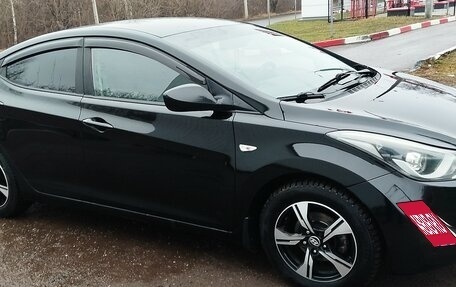 Hyundai Elantra V, 2013 год, 930 000 рублей, 3 фотография