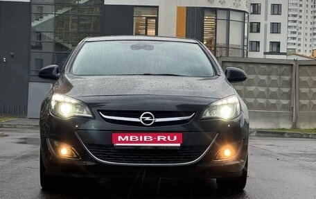 Opel Astra J, 2013 год, 900 000 рублей, 7 фотография