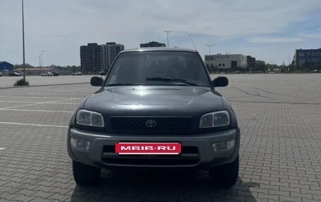Toyota RAV4, 1998 год, 550 000 рублей, 2 фотография