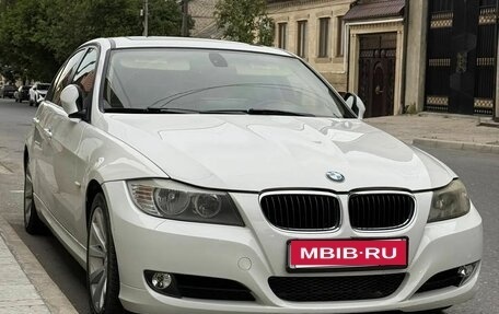 BMW 3 серия, 2011 год, 1 020 000 рублей, 2 фотография