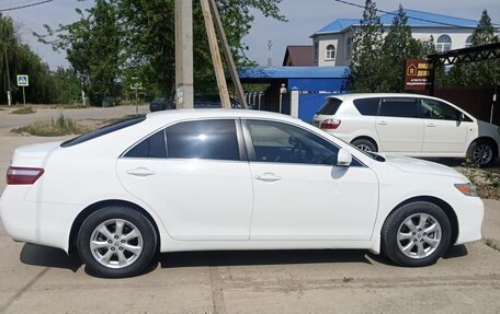 Toyota Camry, 2011 год, 1 300 000 рублей, 2 фотография