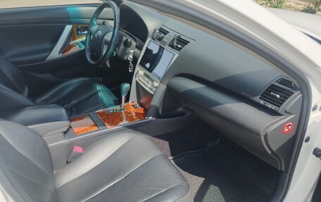 Toyota Camry, 2011 год, 1 300 000 рублей, 6 фотография