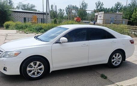 Toyota Camry, 2011 год, 1 300 000 рублей, 4 фотография