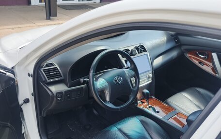Toyota Camry, 2011 год, 1 300 000 рублей, 5 фотография