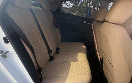 Hyundai Solaris II рестайлинг, 2019 год, 950 000 рублей, 18 фотография