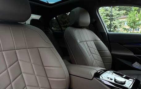 BMW 5 серия, 2025 год, 7 599 000 рублей, 14 фотография