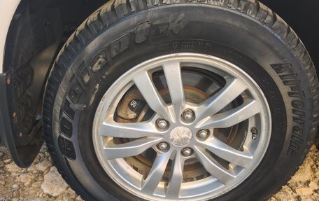 Mitsubishi Outlander III рестайлинг 3, 2012 год, 1 499 000 рублей, 22 фотография