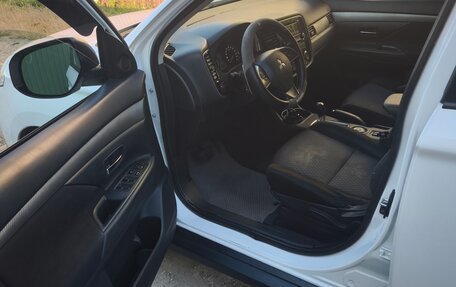 Mitsubishi Outlander III рестайлинг 3, 2012 год, 1 499 000 рублей, 21 фотография
