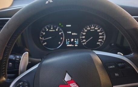 Mitsubishi Outlander III рестайлинг 3, 2012 год, 1 499 000 рублей, 23 фотография