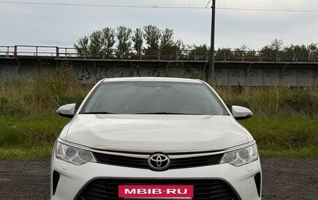 Toyota Camry, 2016 год, 1 900 000 рублей, 2 фотография