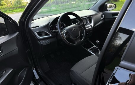 Hyundai Solaris II рестайлинг, 2018 год, 1 380 000 рублей, 15 фотография