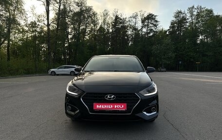 Hyundai Solaris II рестайлинг, 2018 год, 1 380 000 рублей, 1 фотография