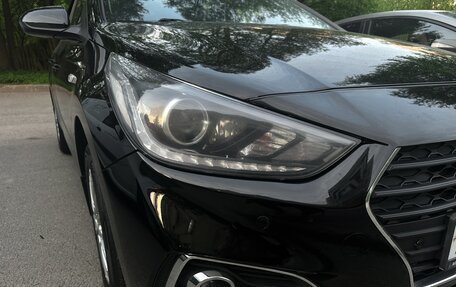 Hyundai Solaris II рестайлинг, 2018 год, 1 380 000 рублей, 32 фотография