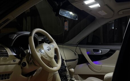 Infiniti FX II, 2012 год, 1 950 000 рублей, 9 фотография