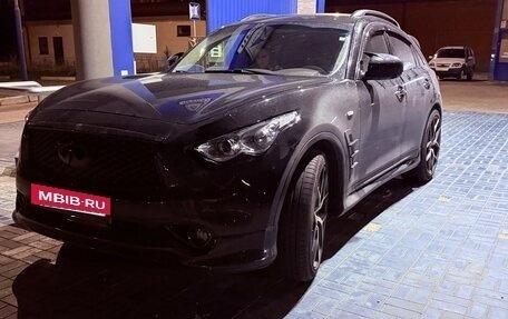 Infiniti FX II, 2012 год, 1 950 000 рублей, 12 фотография