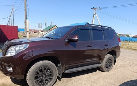 Toyota Land Cruiser Prado 150 рестайлинг 2, 2011 год, 2 500 000 рублей, 8 фотография